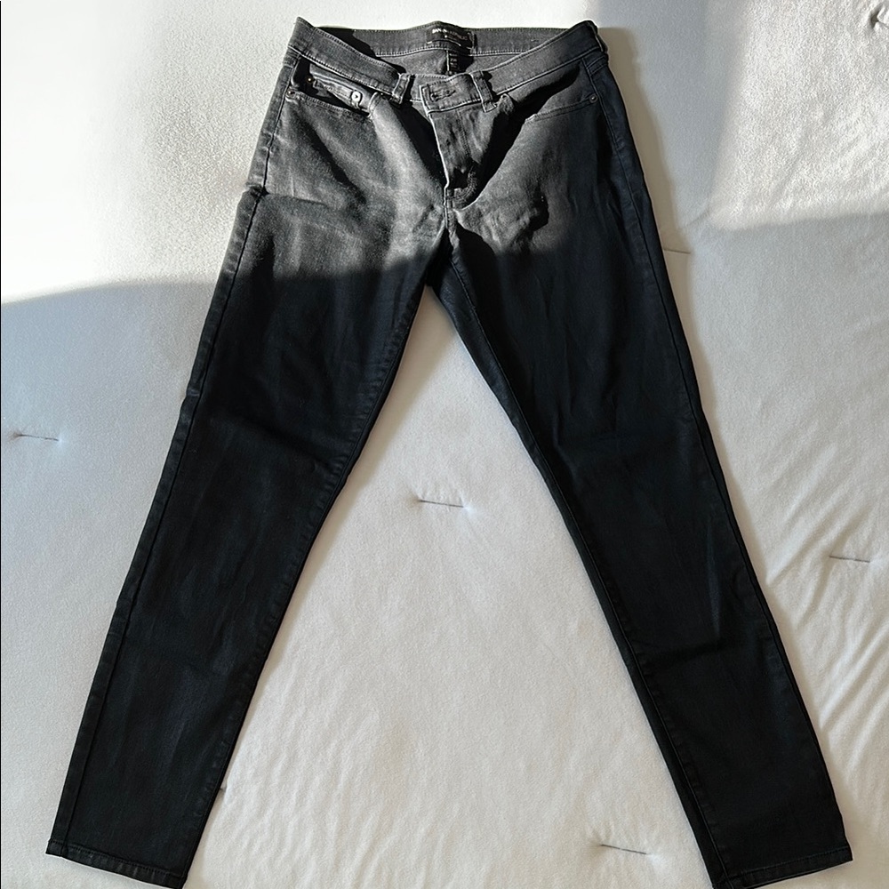 Women’s Black Jeans with Some Shimmer
